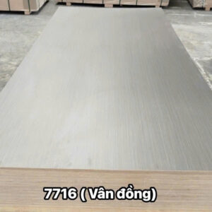 Plywood Melamine 7716 18mm